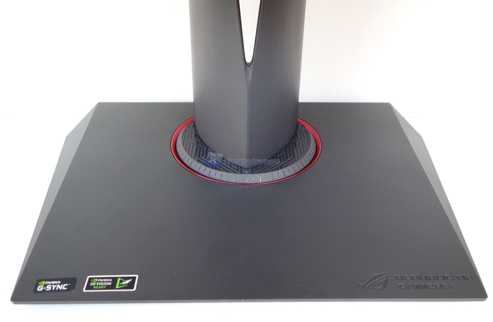 Monitor 04