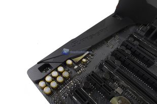 ROG Strix X399 E Gaming 22